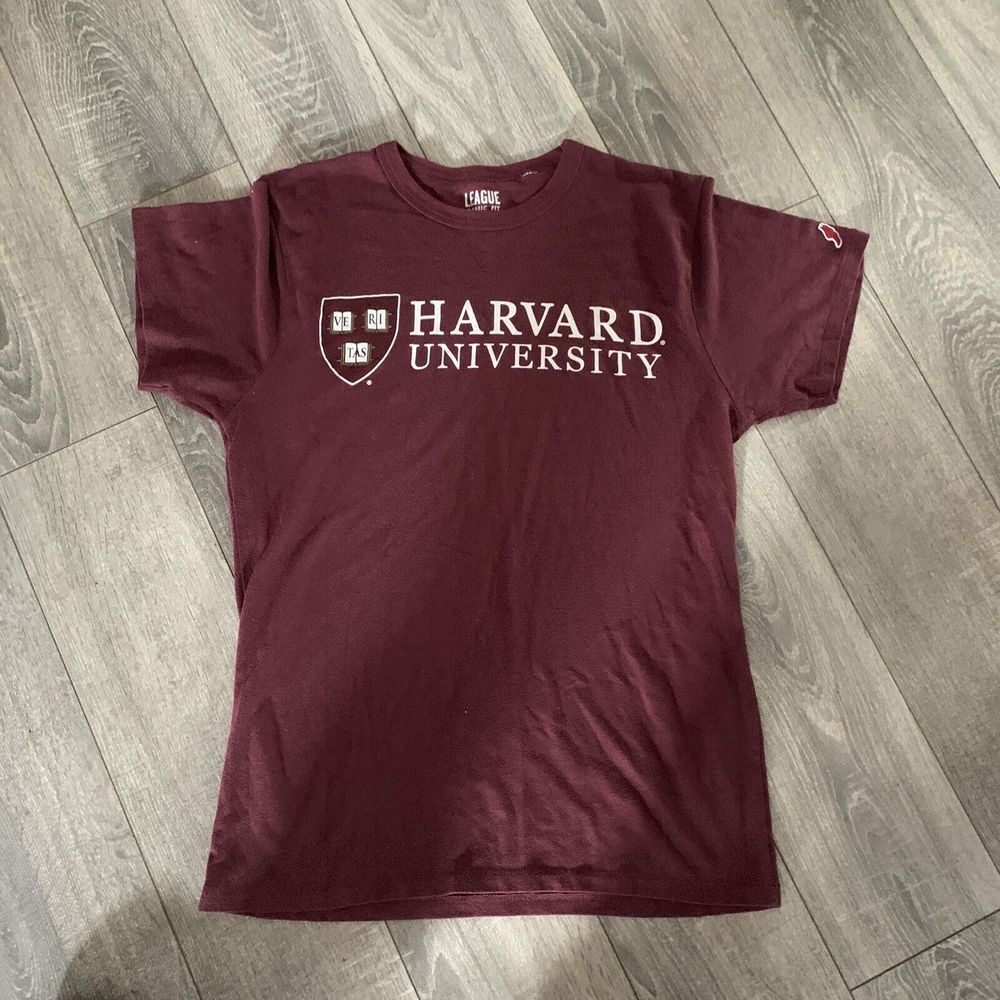 Vintage 80s Harvard University Logo 7 Ivy League Logo Shirt Size Medium
